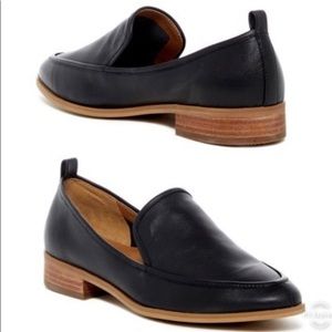 Susina Kellen Almond Toe Loafer Black Leather 10M